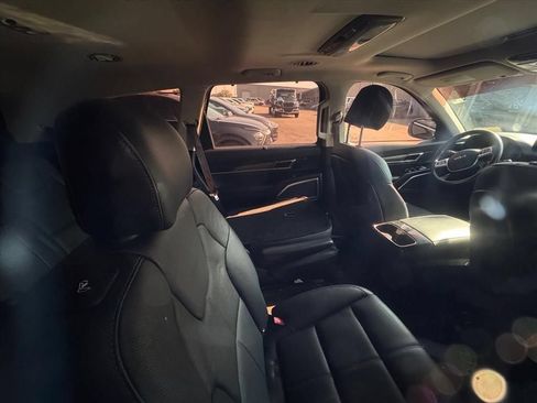 Certified 2022 Kia Telluride EX w/ EX Premium Package FWD image 4