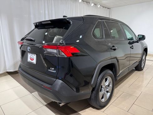 Certified 2024 Toyota RAV4 LE AWD/4WD image 5
