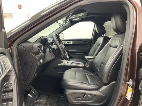 Used 2020 Ford Explorer Limited AWD/4WD image 12