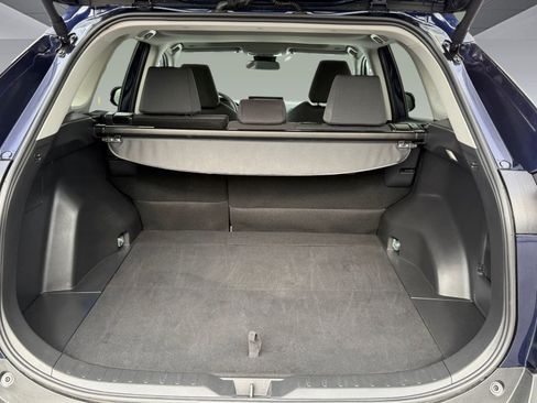 Used 2025 Toyota RAV4 XLE image 30