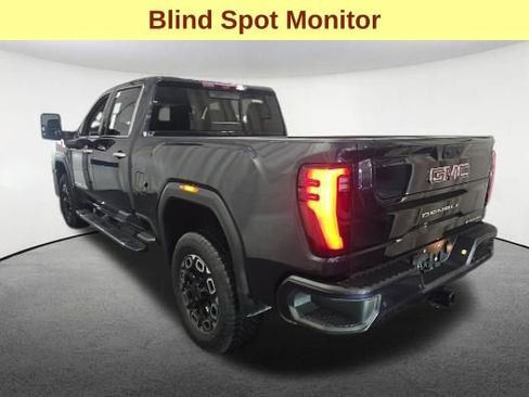 Used 2024 GMC Sierra 2500 Denali w/ Denali Reserve Package AWD/4WD image 7