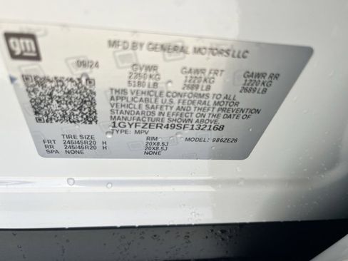 Used 2025 Cadillac XT4 Sport w/ LPO, Onyx Lite Package image 13