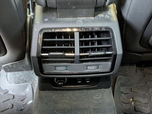 Used 2020 Audi Q3 2.0T Premium w/ Convenience Package image 17