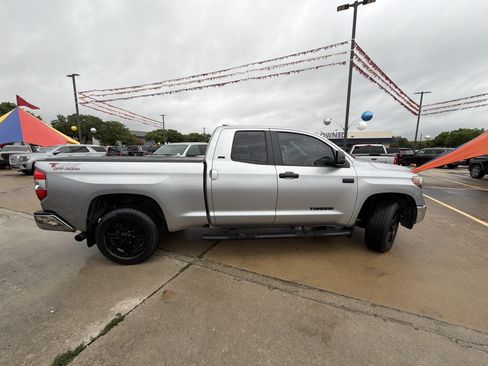 Used 2020 Toyota Tundra SR5 AWD/4WD image 4