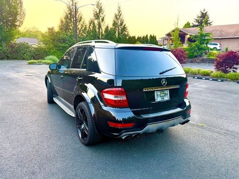 Used 2009 Mercedes-Benz ML 63 AMG 4MATIC image 7