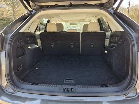 Used 2016 Ford Edge Titanium w/ Equipment Group 302A image 32