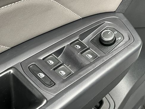 Used 2021 Volkswagen Atlas SE image 21