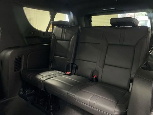 Used 2023 Chevrolet Suburban RST w/ Luxury Package AWD/4WD image 24