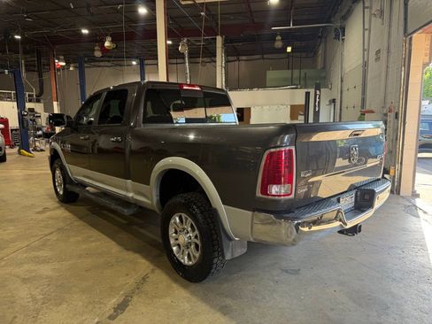 Used 2015 RAM 2500 Laramie AWD/4WD image 6