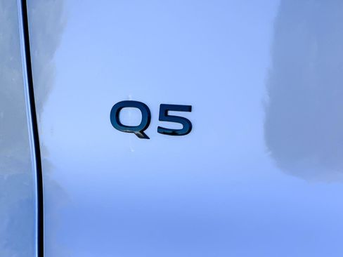 New 2025 Audi Q5 Premium Plus w/ Premium Plus image 26