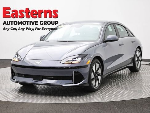 Used 2024 Hyundai Ioniq 6 SE AWD/4WD image 1