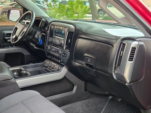 Certified 2018 Chevrolet Silverado 1500 LT w/ Texas Edition image 29
