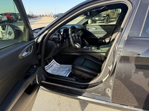 Used 2022 Alfa Romeo Giulia Ti image 12