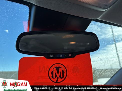 Used 2019 Chevrolet Trax LT w/ LT Convenience Package image 20