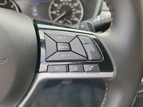 Used 2025 Nissan Altima 2.5 SR image 20