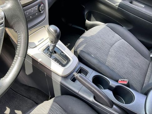 Used 2014 Nissan Sentra SV w/ SV Driver Package FWD image 16