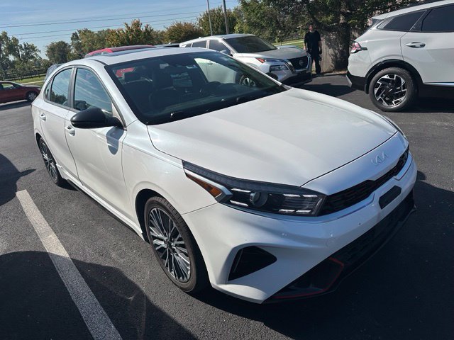 Used 2023 Kia Forte GT-Line w/ GT-Line Premium Package FWD image 3