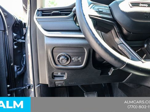 Used 2021 Jeep Grand Cherokee L Limited RWD image 21