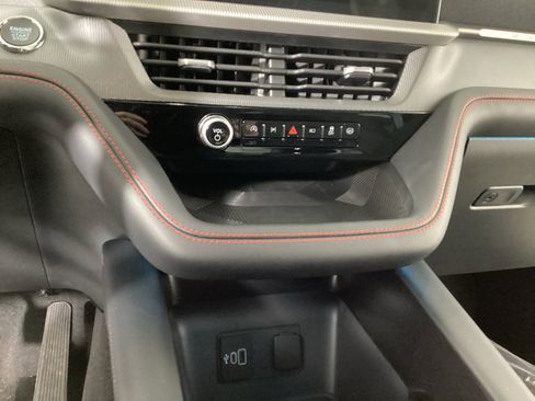 New 2026 Ford Explorer ST-Line w/ ST-Line Street Pack image 29