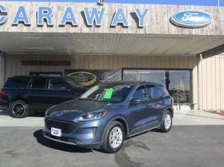 Used 2020 Ford Escape SE video 1