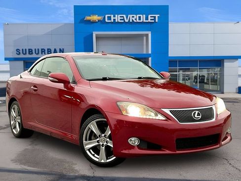 Used 2013 Lexus IS 250C w/ Luxury Pkg RWD image 2