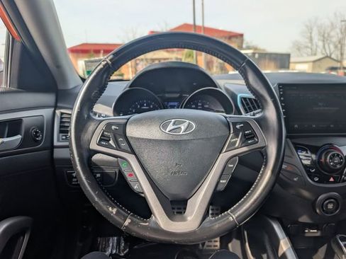Used 2014 Hyundai Veloster Turbo image 10