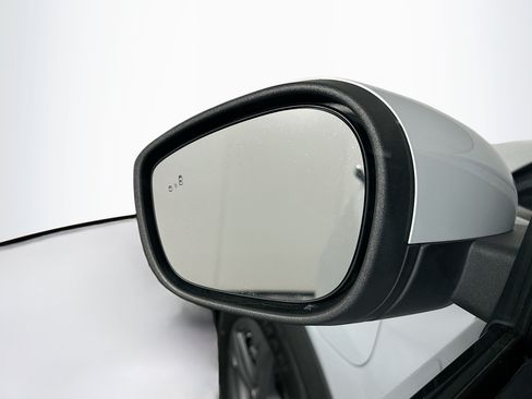 Used 2022 Ford Mustang Mach-E Select AWD/4WD image 16