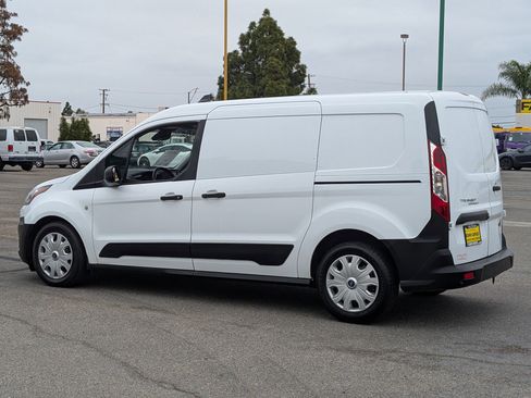 Used 2020 Ford Transit Connect XL image 5