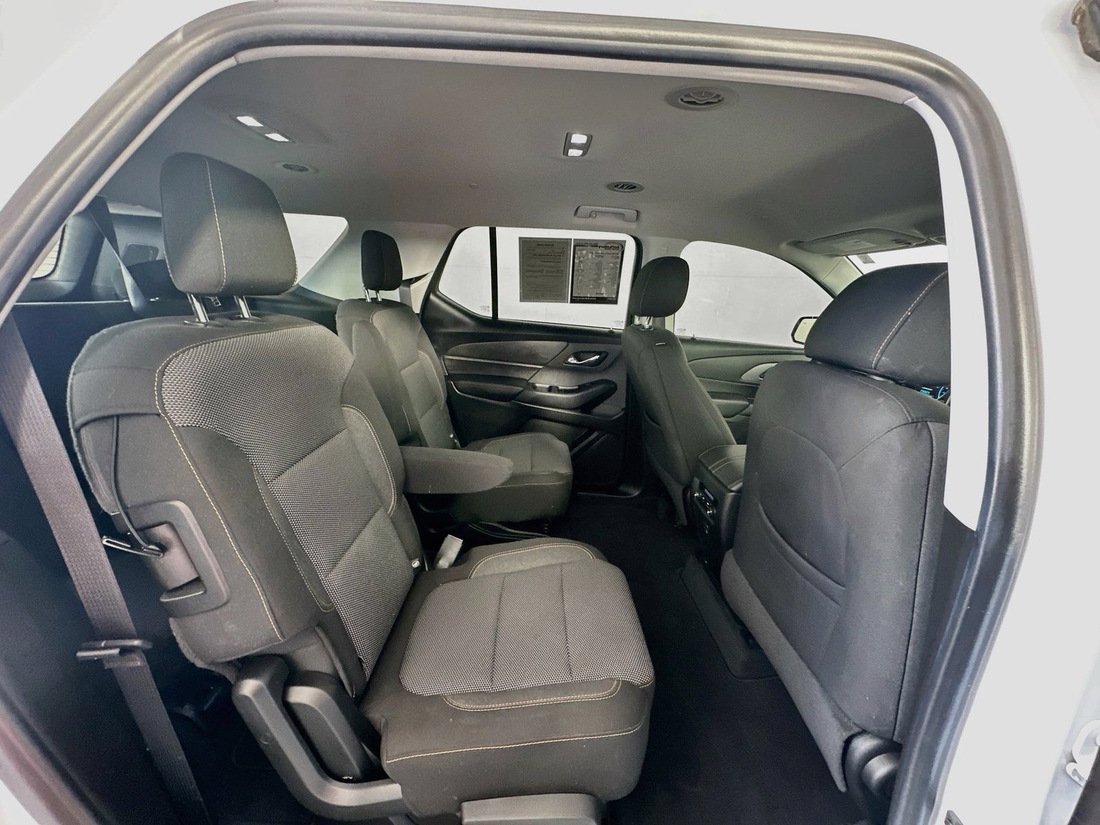 Used 2018 Chevrolet Traverse LT AWD/4WD image 27