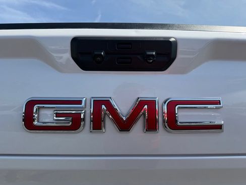 Used 2024 GMC Sierra 1500 SLT RWD image 15