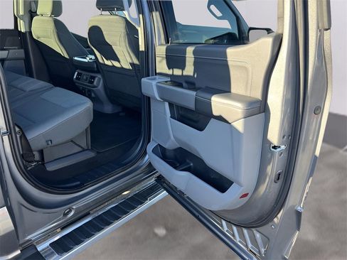 Used 2024 Ford F150 XLT w/ Mobile Office Package image 19
