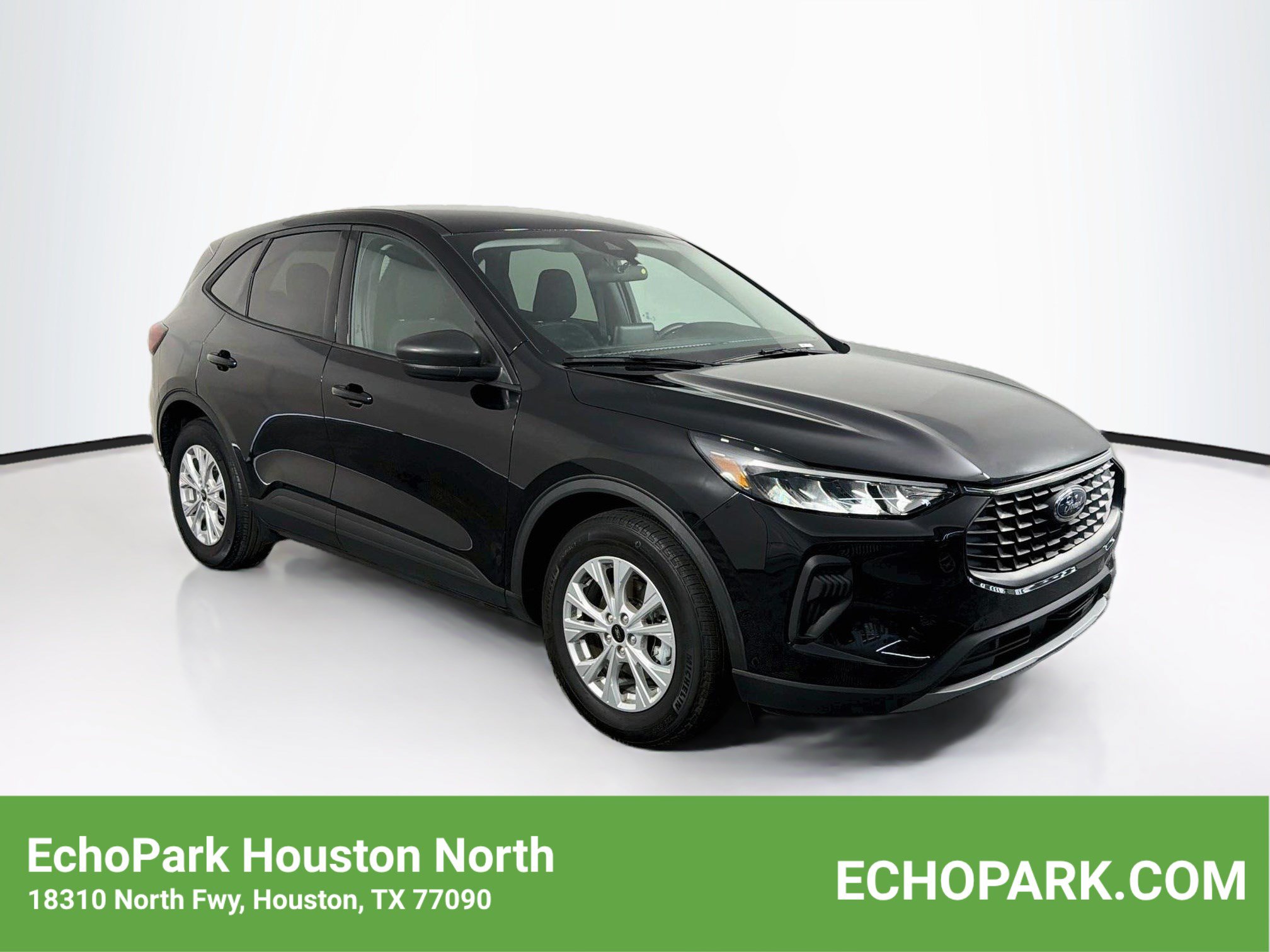 Used 2025 Ford Escape Active FWD image 1