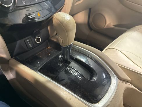 Used 2015 Nissan Rogue S w/ S Family Package image 23