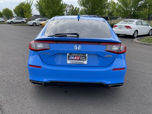 Used 2023 Honda Civic Sport Touring image 4