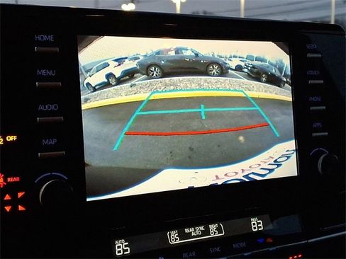 Used 2024 Toyota Sienna XLE image 25