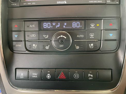 Used 2012 Jeep Grand Cherokee Overland image 20