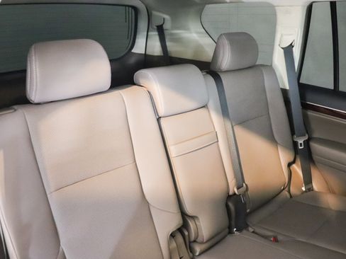 Used 2019 Lexus GX 460 image 24