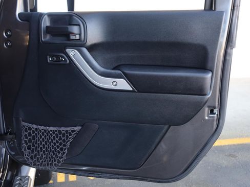 Used 2016 Jeep Wrangler Sahara w/ Mopar Chrome Edition Group image 19