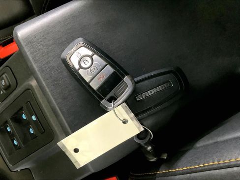 Used 2021 Ford Bronco Badlands AWD/4WD image 14