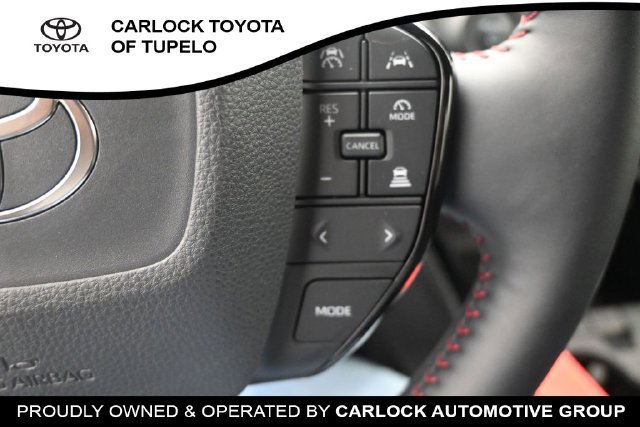 Used 2026 Toyota Prius Plug-In Hybrid FWD image 30