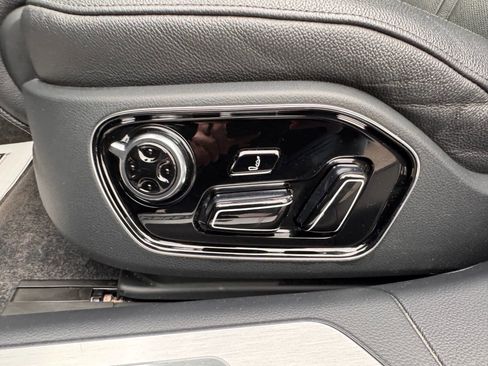 Used 2018 Audi A8 L 3.0T w/ Executive Package image 13