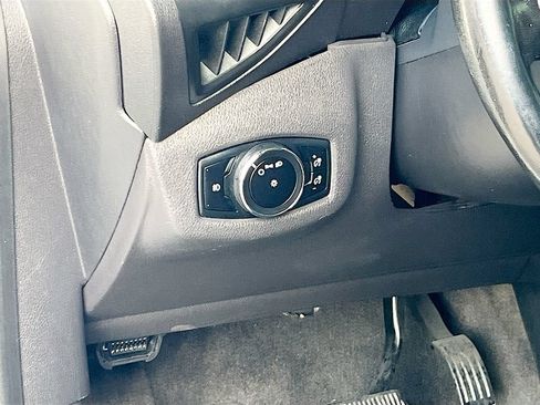 Used 2018 Ford Transit Connect XLT FWD image 10