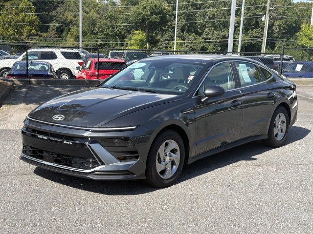 Certified 2026 Hyundai Sonata SE FWD image 3