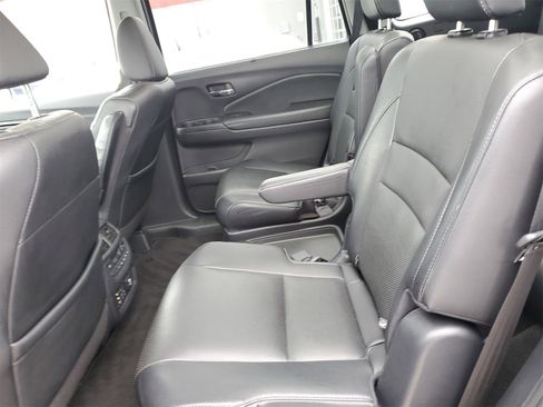 Used 2018 Honda Pilot Elite image 13