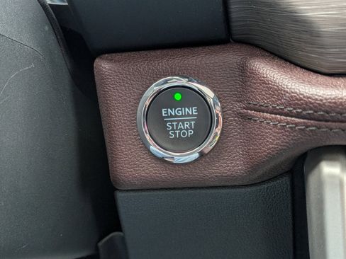 Used 2024 Ford Expedition Max Limited image 24