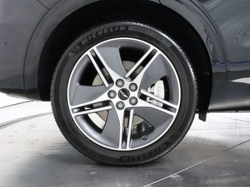 Used 2026 Genesis Electrified GV70 Prestige AWD/4WD image 40
