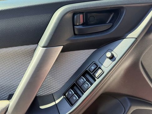 Used 2018 Subaru Forester 2.5i Premium w/ Protection Package #1A image 13