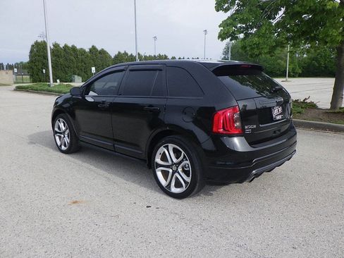 Used 2013 Ford Edge Sport w/ Canadian Touring Pkg AWD/4WD image 3