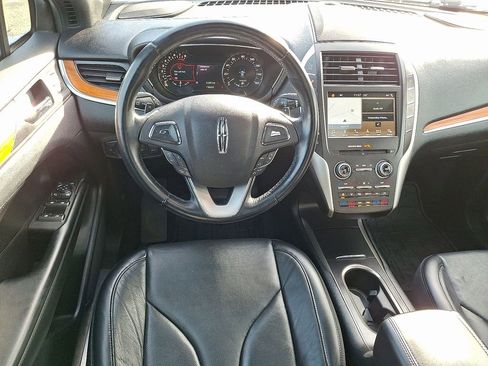 Used 2018 Lincoln MKC Reserve image 2