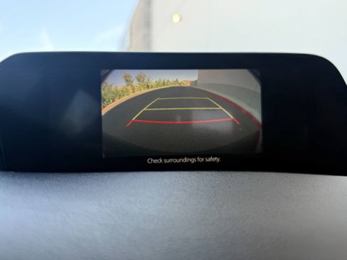 Used 2025 MAZDA MAZDA3 s FWD image 29